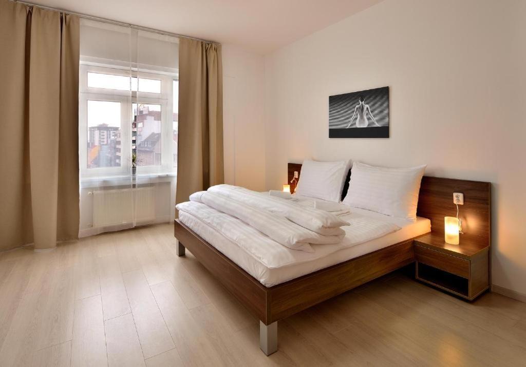 Self Check-In Apartments By Amber Bratislava Exteriör bild