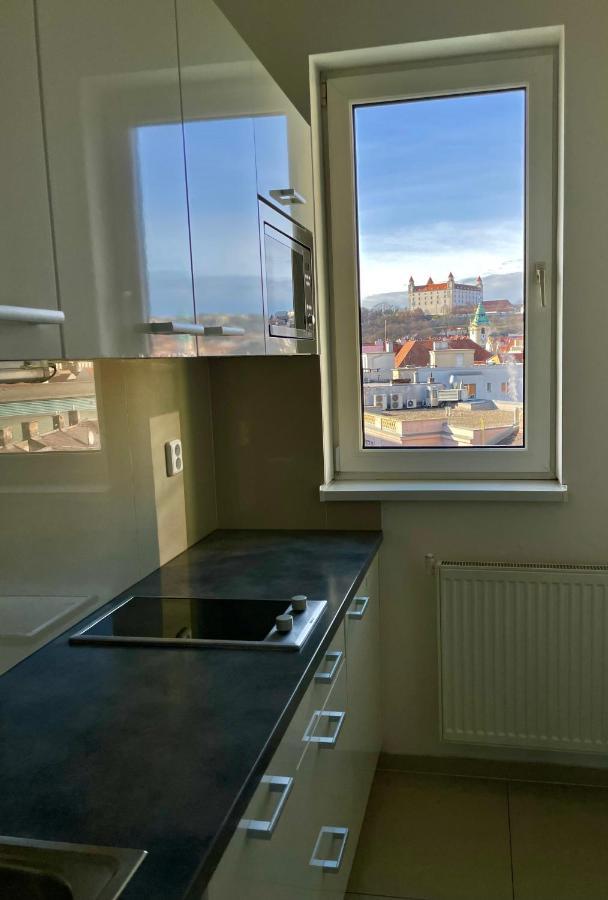 Self Check-In Apartments By Amber Bratislava Exteriör bild