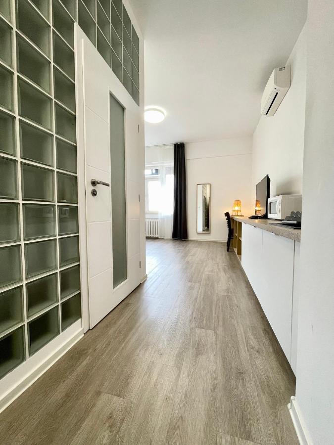 Self Check-In Apartments By Amber Bratislava Exteriör bild