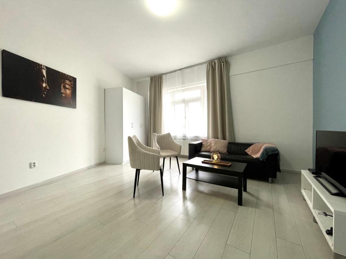 Self Check-In Apartments By Amber Bratislava Exteriör bild