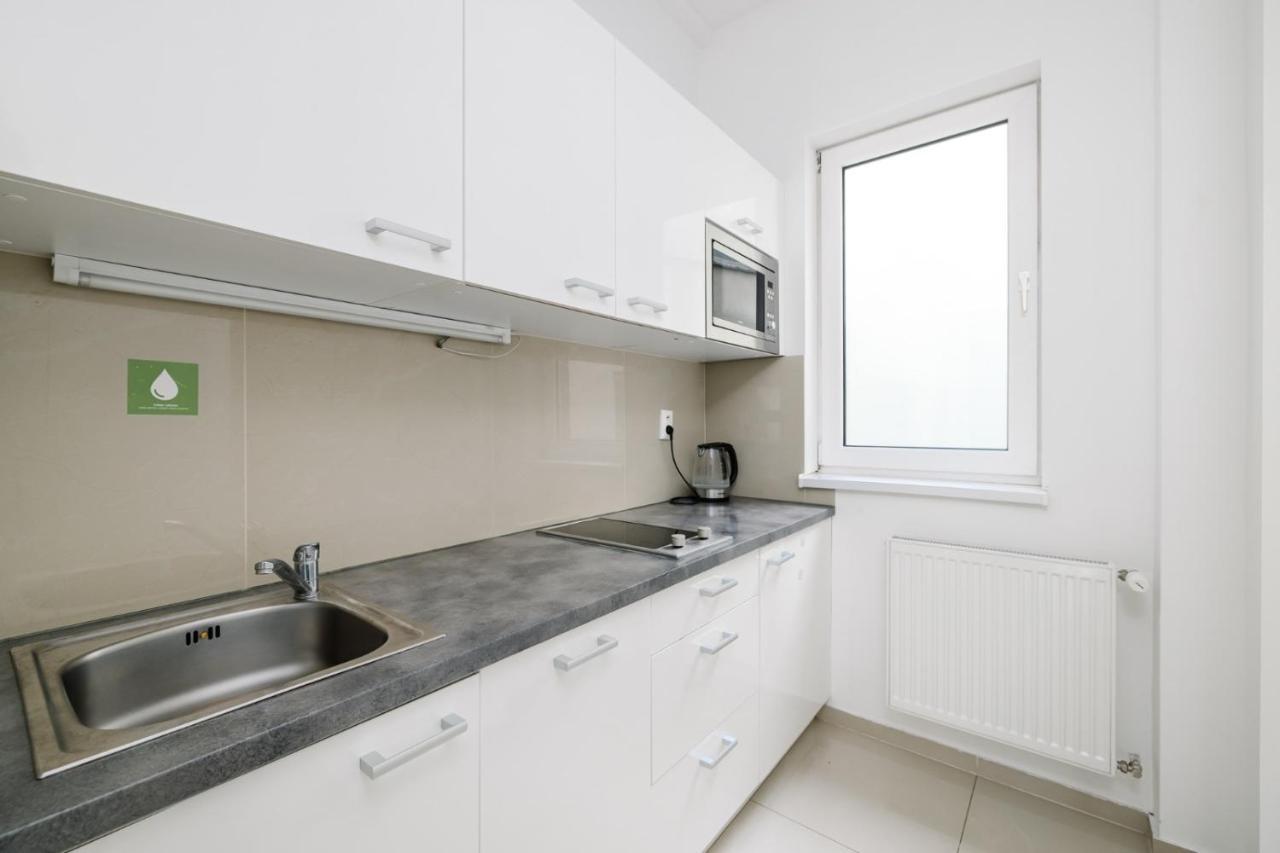 Self Check-In Apartments By Amber Bratislava Exteriör bild
