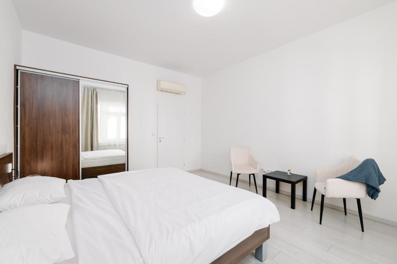 Self Check-In Apartments By Amber Bratislava Exteriör bild