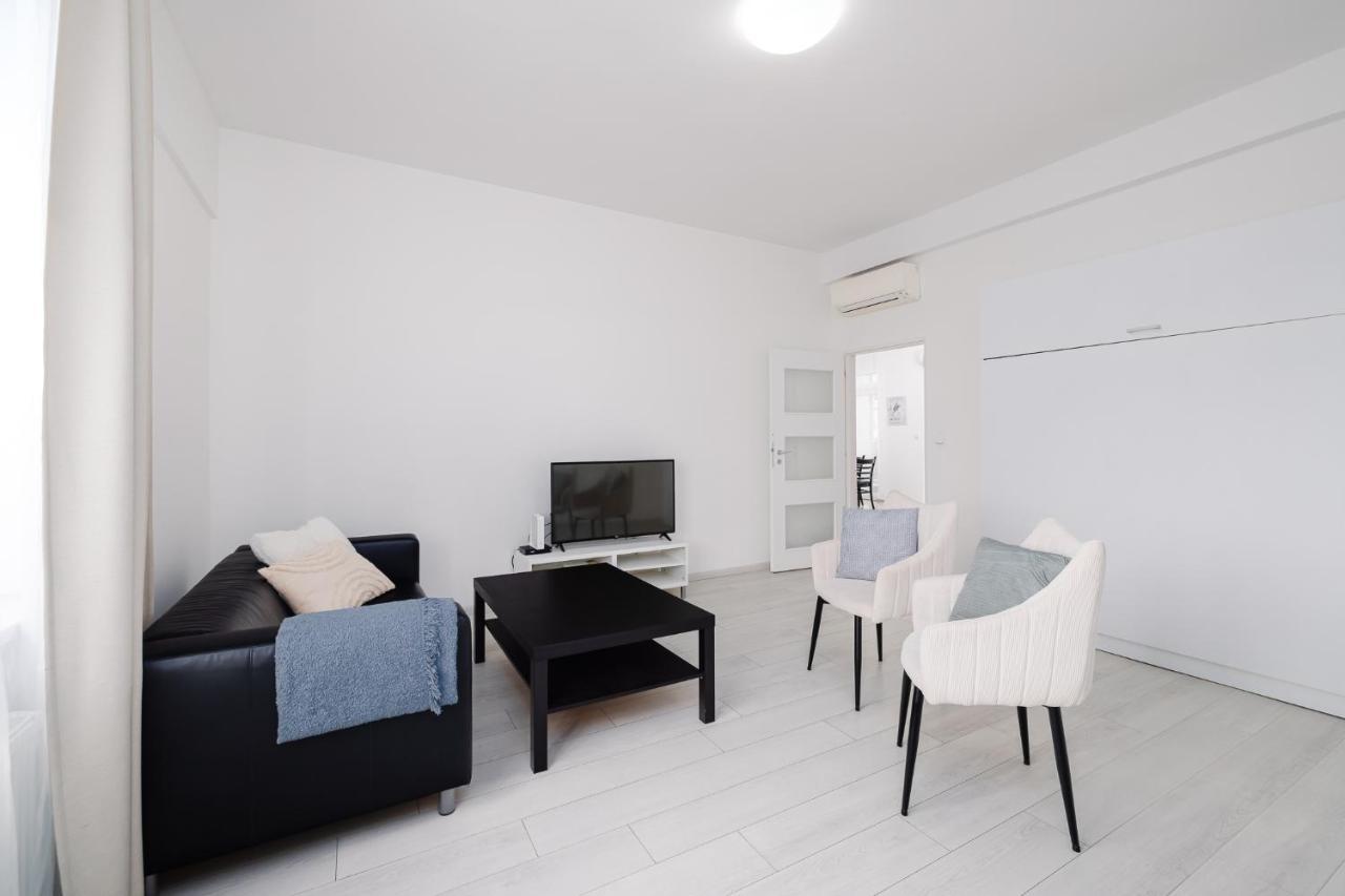 Self Check-In Apartments By Amber Bratislava Exteriör bild
